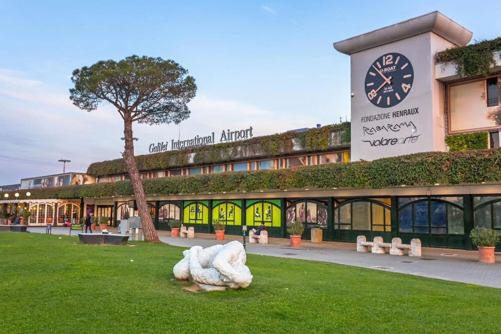 Airport Suites - 3 Pisa Italy